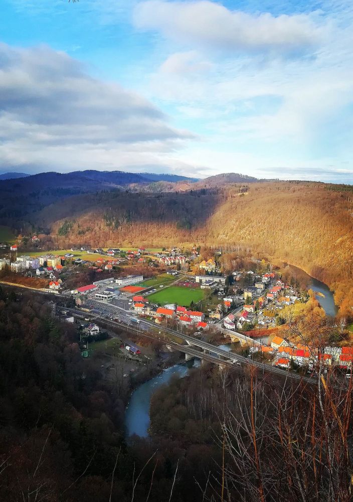 Wycieczka na Obryw Skalny w Bardzie 